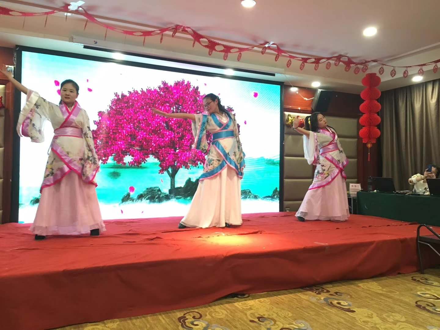 1517967855534923.jpg 1517967855534923.jpg